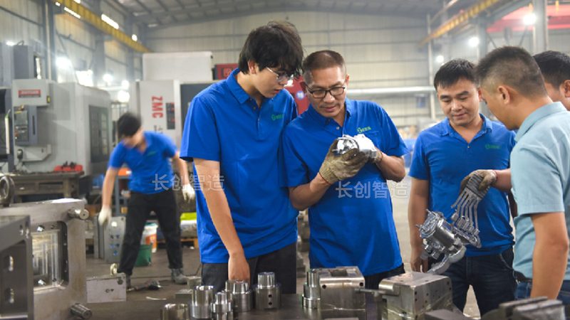 吹塑模具加工，从设计到成品的完整流程拆解