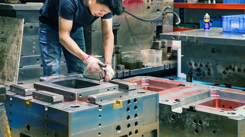 吹塑模具费用构成解析：揭秘成本背后的秘密**