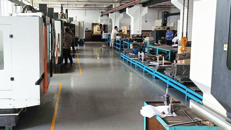双色内饰模具与普通模具：关键差异解析