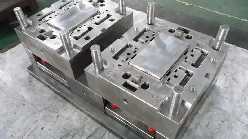 硅胶模具与塑料模具：应用行业差异解析