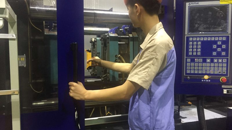 模具设计中的公差标注：精准之钥，揭秘其重要性与标注方法